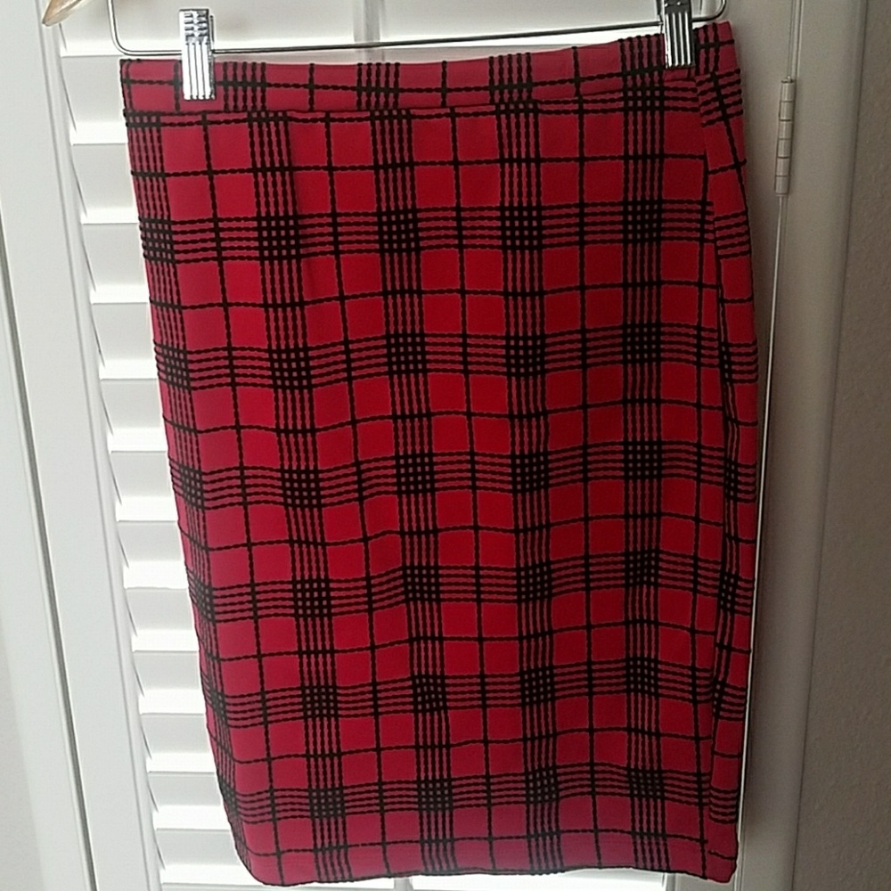 Pencil skirt